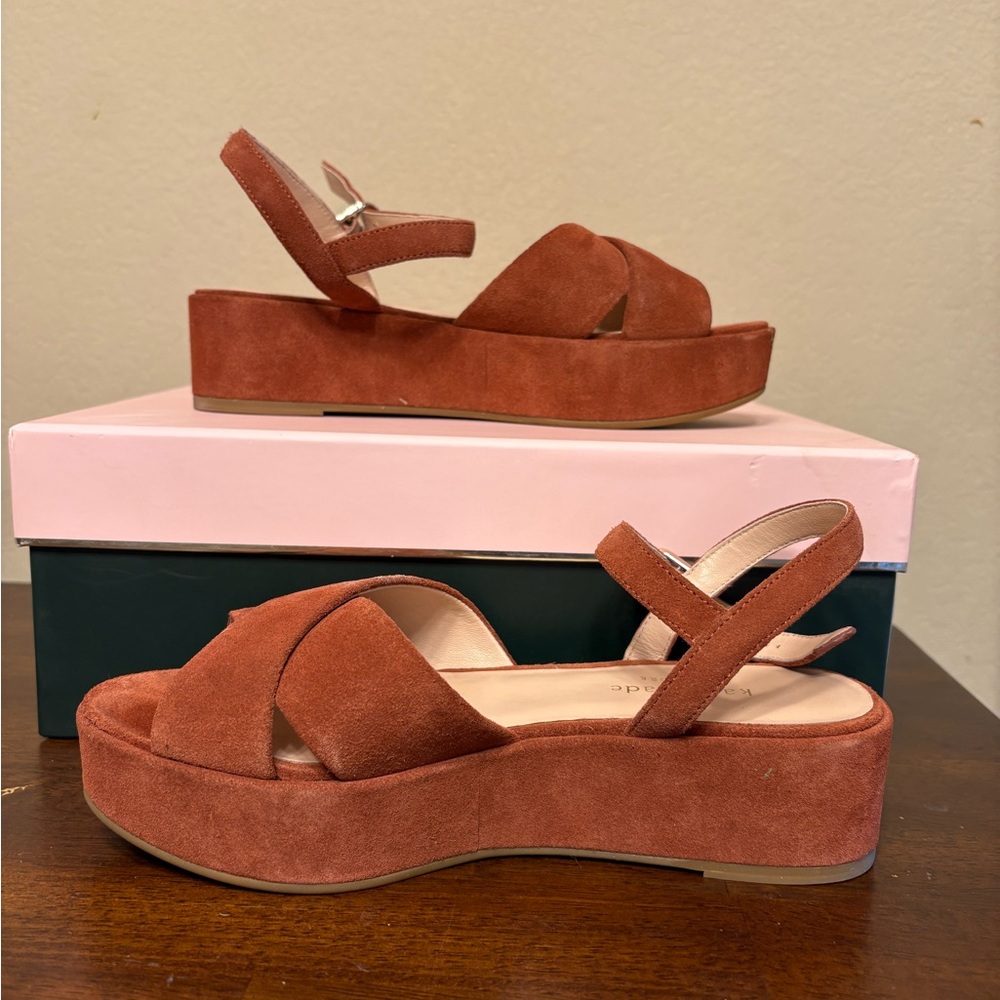 Platform sandals